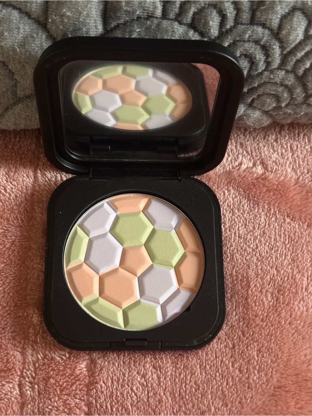 ✨ Laura Geller Filter Finish Radiant Setting Powder Universal 8.5g Italy 🤍